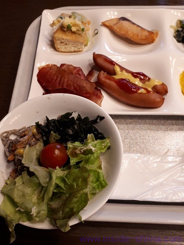 糖質制限中の朝食バイキングメニュー1