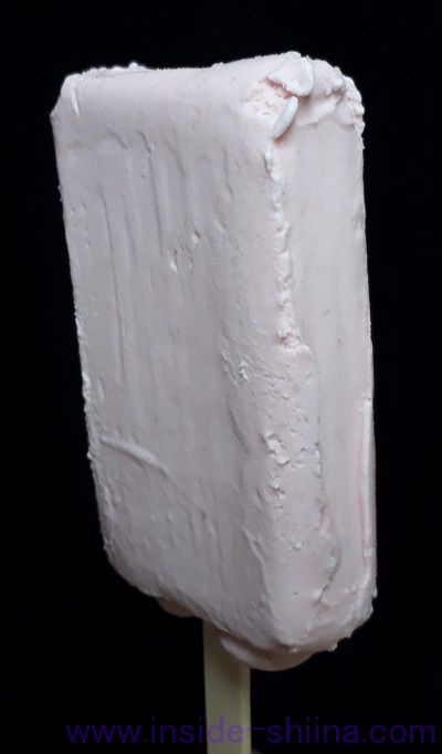 ホームランバーいちご味見た目