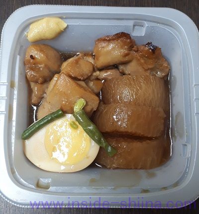 味しみ鶏大根（セブン）見た目