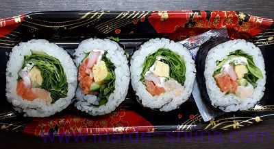 レタスたっぷりサーモン太巻