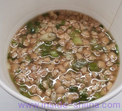 ひきわり納豆汁(セブン)見た目2