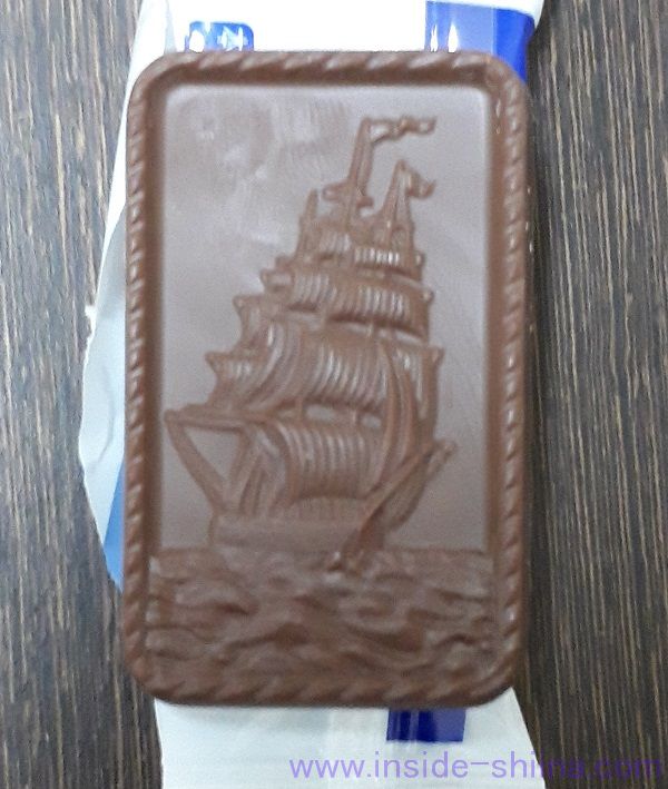 コーラと一緒に ブルボン アルフォート1枚のカロリー 糖質は リッチミルクチョコも アウトサイド シーナ