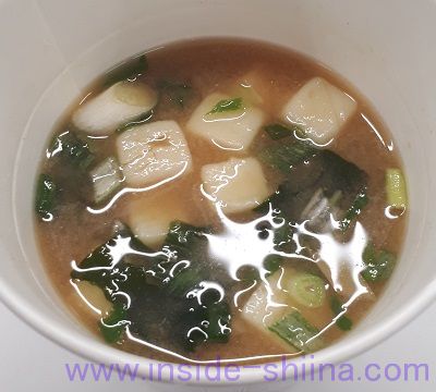 豆腐とわかめ(セブン) 見た目