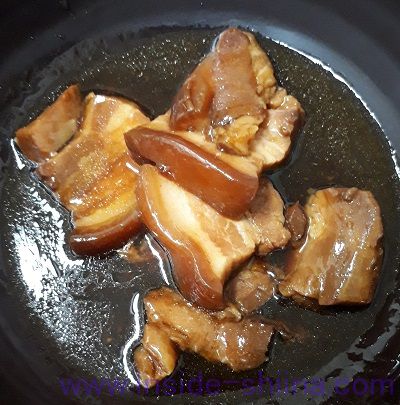 じっくり煮込んだ豚角煮（トップバリュ） 見た目