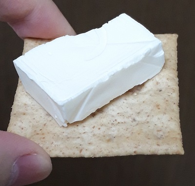 チーズonクラッカー 食べ方