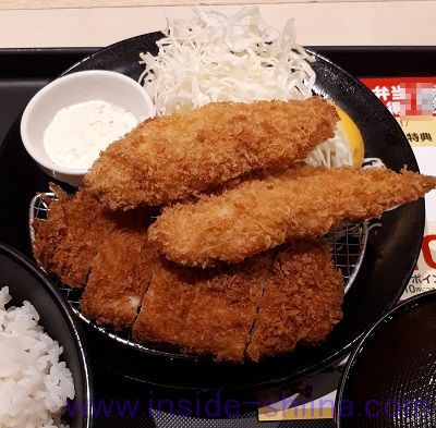 松のや ロースかつ＆サーモンフライ（2枚）定食 カロリー 糖質