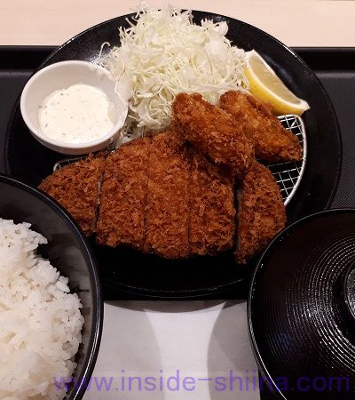 ロースかつ&カキフライ定食（松のや）