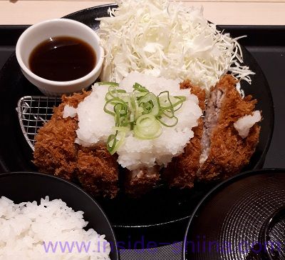 おろし厚切りロースかつ定食(松のや)