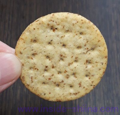 小麦胚芽のクラッカー 見た目