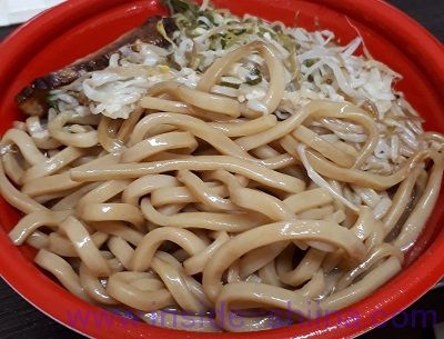 大盛にんにく醤油ラーメン（ファミマ） 麺の見た目