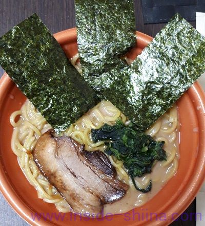 濃厚豚骨醤油家系ラーメン（ファミマ） 見た目