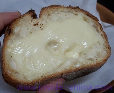 フランスパン（タカキベーカリー） チーズ