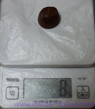 ロッテ マカダミアチョコレート1粒の重さは？