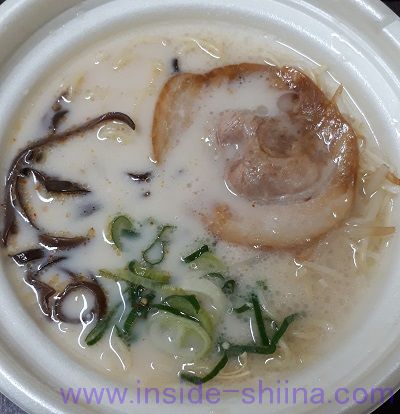 一風堂監修博多とんこつラーメン 見た目