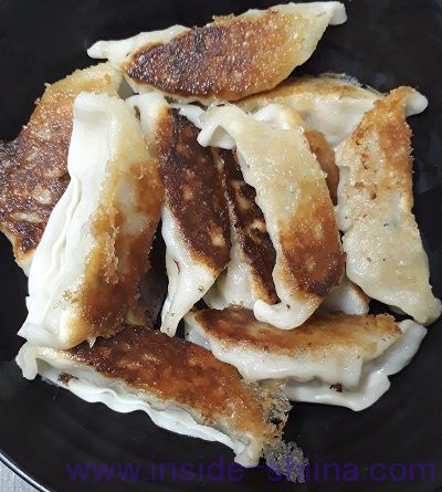 大阪王将 羽根つき餃子12個入 焼き加減