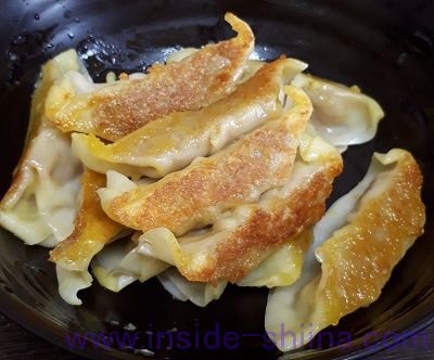 大阪王将 羽根つきカレーぎょうざ12個入 出来上がり