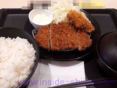 ロースかつ&カキフライ定食（松のや）