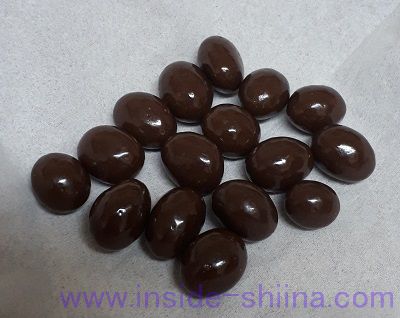 チョコボールは1箱に何粒入っている?