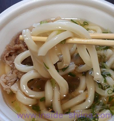 牛肉うどん（ローソン） 麺
