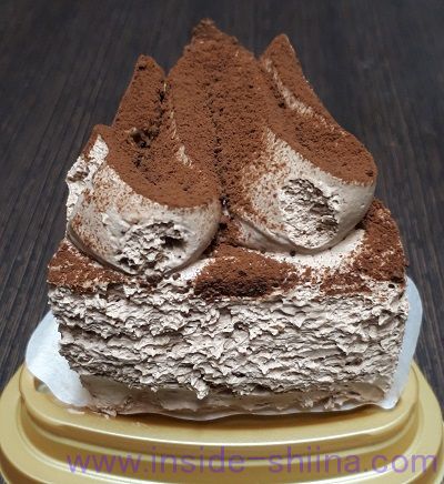 糖質を抑えたチョコケーキ（ヤマザキ） 後ろ