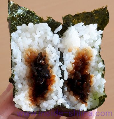 日高昆布おにぎり（ファミマ） 中身