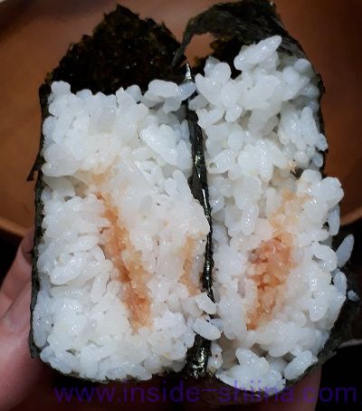 熟成生たらこおにぎり（ミニストップ） 中身