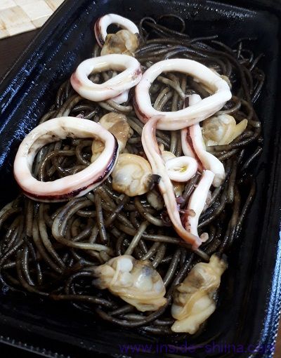 イカ墨パスタ