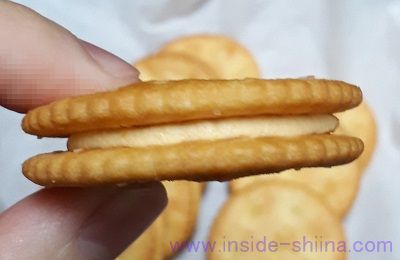 ヤマザキのプライムクラッカー チーズサンドはおいしい!