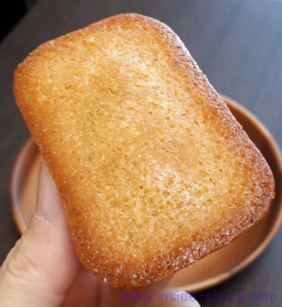 ライスフィナンシェ ごまの見た目は!