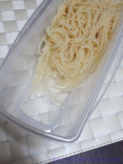 絶品レンジでパスタでの調理直後はゆで汁が無くなる