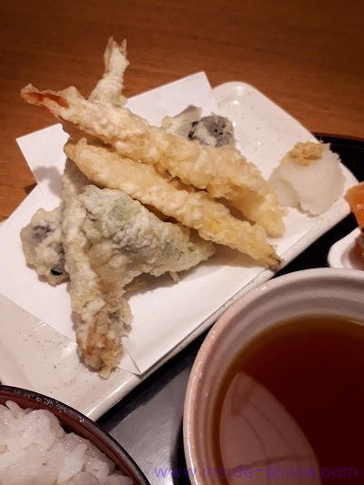 はなの舞 刺身・天ぷら御膳の天ぷら