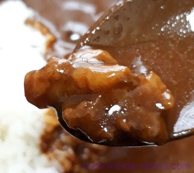 業務スーパーのお肉がゴロッとビーフカレーの具は牛肉のみ！