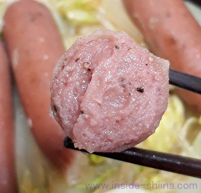 業務スーパーのペッパーウインナーの断面は！