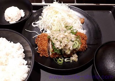 松のや ねぎ塩チキンかつ定食