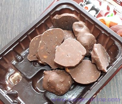 でん六のアーモンドチョコ(ブロック)はおいしい?まずい?味の感想(口コミ)は!