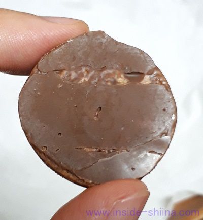 ミニミルクチョコマリー 裏側