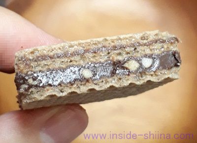 ザッキー ピーナッツチョコウエハースはおいしい！