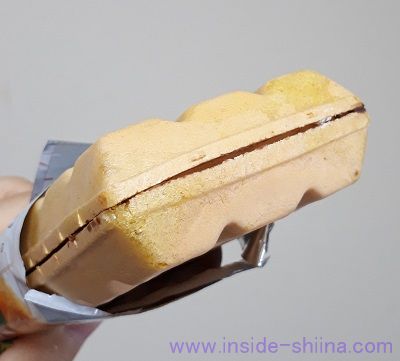 チョコモナカジャンボはパリパリ、パキパキ食感が美味しい！