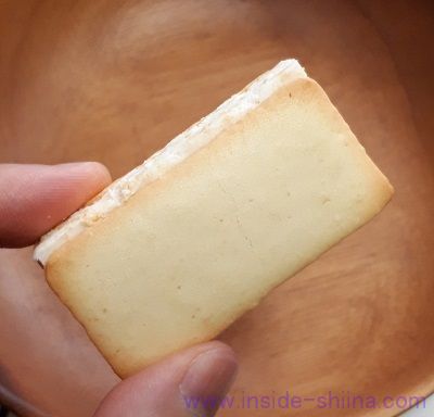 プラスチーズのお菓子！チーズサンドはうまい？まずい？味の感想（口コミ）は！