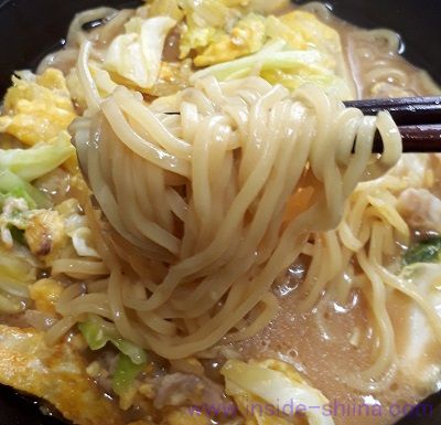 マルちゃんの生ラーメン 味噌のカロリーと糖質