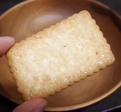 ココナッツサブレ トリプルナッツの見た目