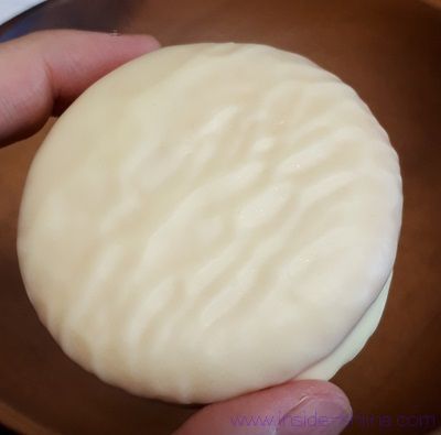 ロッテ 白いチョコパイプレミアムは美味しい？まずい？味の感想（口コミ）は！