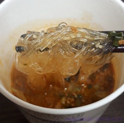 ローソン もちっと食感のスープ春雨 坦坦味の春雨