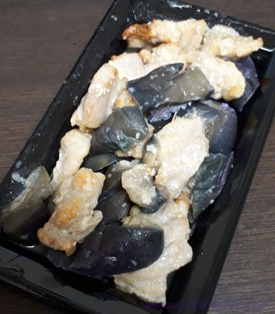 焼きナスとみそ糀チキン