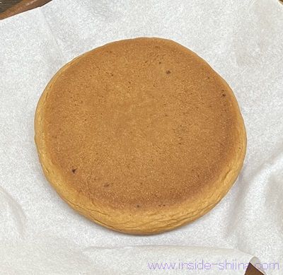 ベースブレッド こしあんの底面