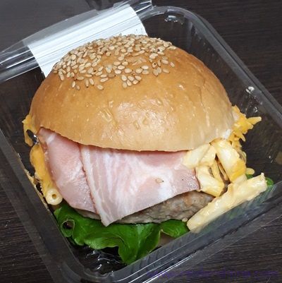 マッケンチーズベーコンバーガー