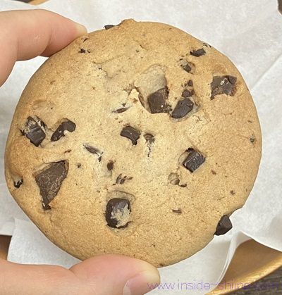セブン チョコチップ&クッキーの見た目