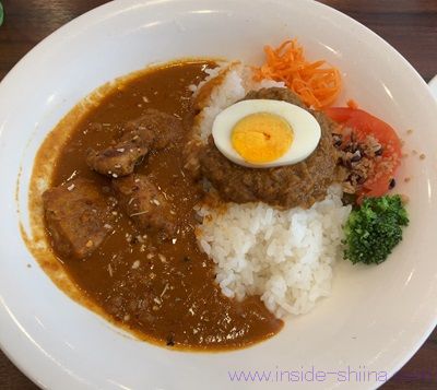 ジョナサン 武蔵野スパイスカレーのカロリーと糖質