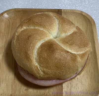 志津屋 ペッパーカルネの見た目