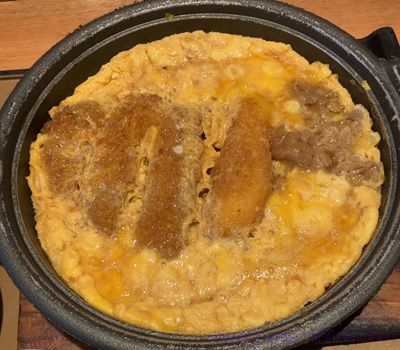 やよい軒 ミックスとじ定食のカロリーと糖質